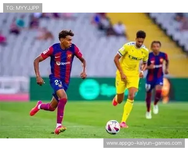 欧冠淘汰赛前瞻显示多场强强对话形势紧张